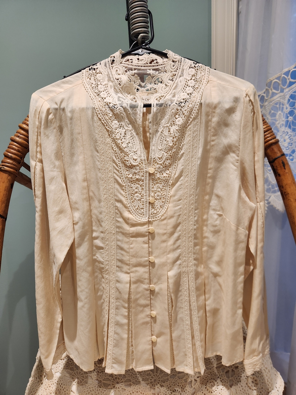 Coldwater Creek Cream Lace Crochet Blouse
